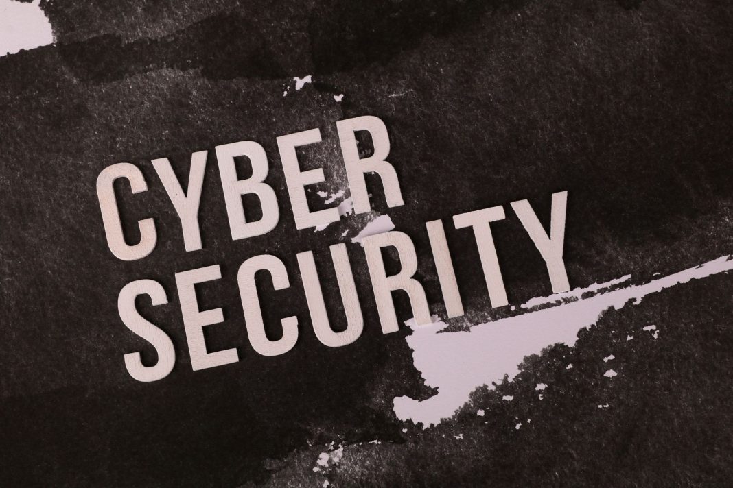 Cyberbezpieczeństwo i ochrona danych w